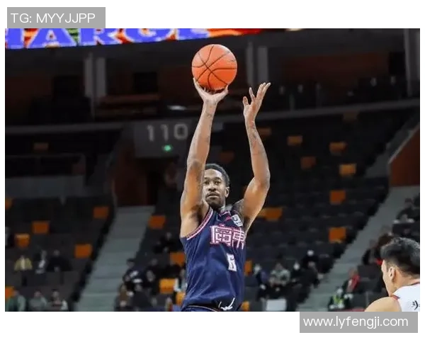 马尚布鲁克斯在CBA赛场的精彩表现与未来发展潜力分析